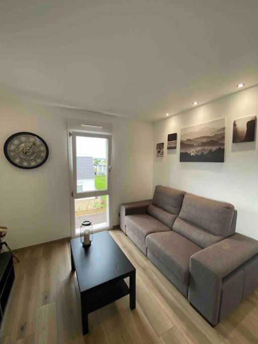 Appartement Climatise Charmes  Exterior foto